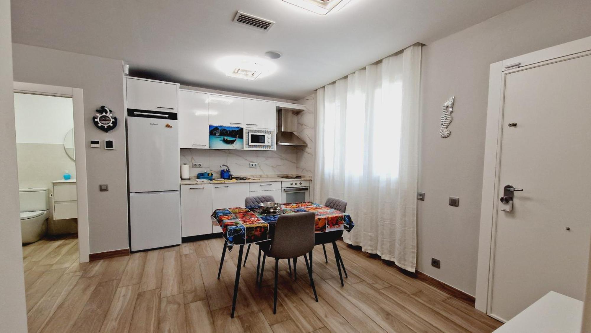 Sal Y Mar Apartment - Playa De Almeria - Centro De Almería Extérieur photo