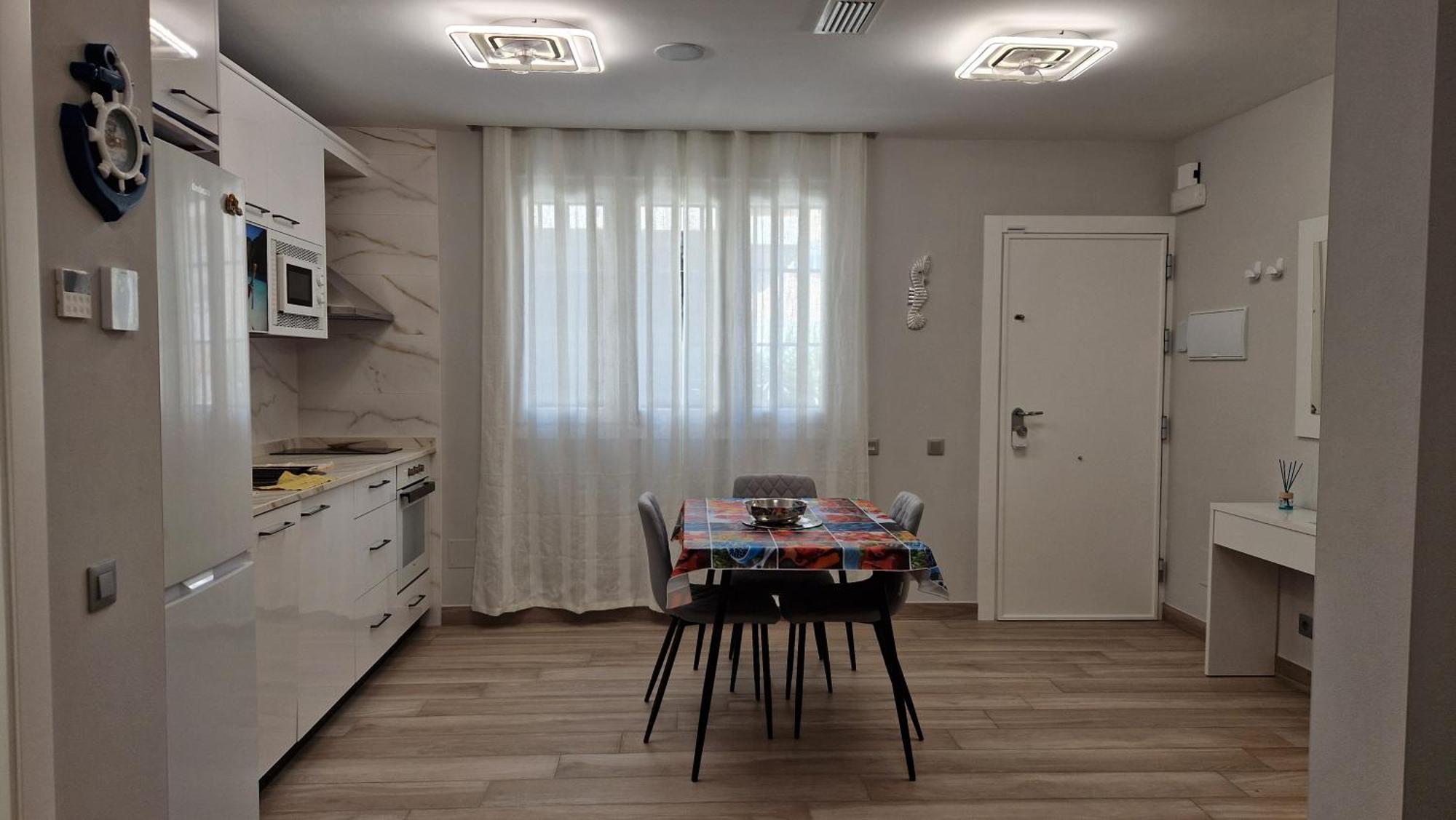 Sal Y Mar Apartment - Playa De Almeria - Centro De Almería Extérieur photo